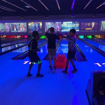Main Event Gilbert - Bowling Near Me - Gilbert, Arizona