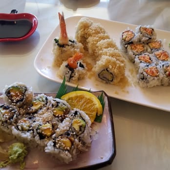 Roll Roll - Fresh eel roll, crunch roll, and salmon crab roll (left to right) - Japanese Near Me - Los Angeles, California Roll Roll - Fresh eel roll, crunch roll, and salmon crab roll (left to right) - Japanese Near Me - Los Angeles, California