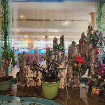 Zhang's Buffet - Decor - Buffets Near Me - Cheektowaga, New York