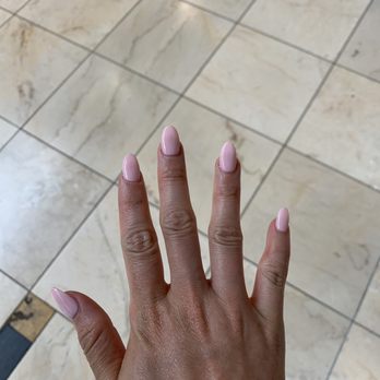 Gloss Nail Salon - Dip with tips - Nail Salons Near Me - Nichols Hills, Oklahoma