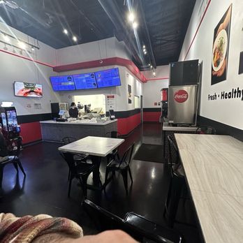 Handroll and Poke By Gohan - Dinning room - Japanese Near Me - Glendale, Arizona