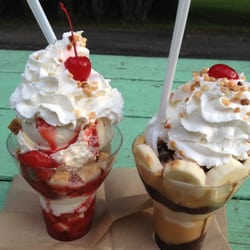 Deb's Ice Cream & Mini Golf