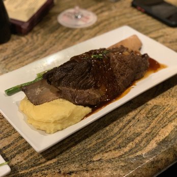 Garvan's Gastropub - Short rib is phenomenal - Gastropubs Near Me - New Paltz, New York Garvan's Gastropub - Short rib is phenomenal - Gastropubs Near Me - New Paltz, New York