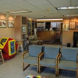 Timothy C Canty, DDS,MPH,MAGD - Rollins Family Dental: Reception Room