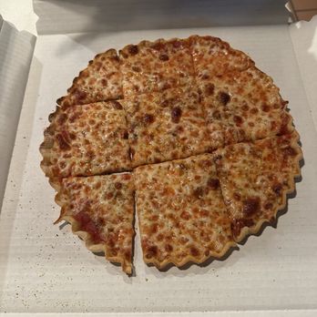Barnaby's of Northbrook - Very thin crust pizza. Cheese pizza, a small. - Pizza Near Me - Northbrook, Illinois