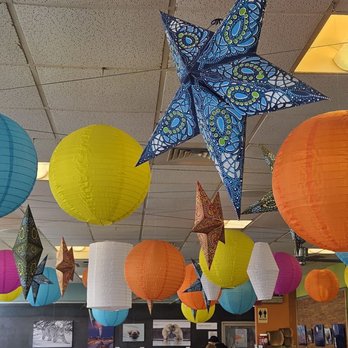 Snow City Cafe - Cute decorations - Breakfast & Brunch Near Me - Anchorage, Alaska