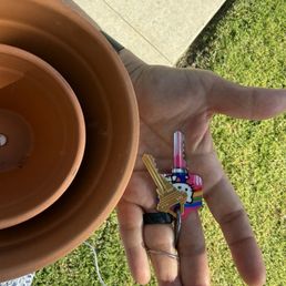 I love my Ace Hardware: today it was for pots and extra keys (hello kitty rainbow schlage!)