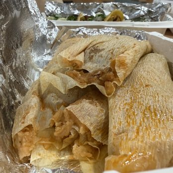 Miguel’s Salsa - Ordered tamales: 3 pork + 3 beef - Mexican Near Me - Clovis, California