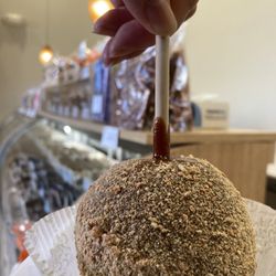 Rocky Mountain Chocolate Factory - Cinnamon Caramel Apple