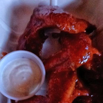 Alibi Room - 3 crispy wings and dipping sauce - Lounges Near Me - Los Angeles, California Alibi Room - 3 crispy wings and dipping sauce - Lounges Near Me - Los Angeles, California