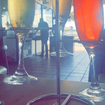 Madres Brunch - Fall mimosa flight - Breakfast & Brunch Near Me - Bellflower, California
