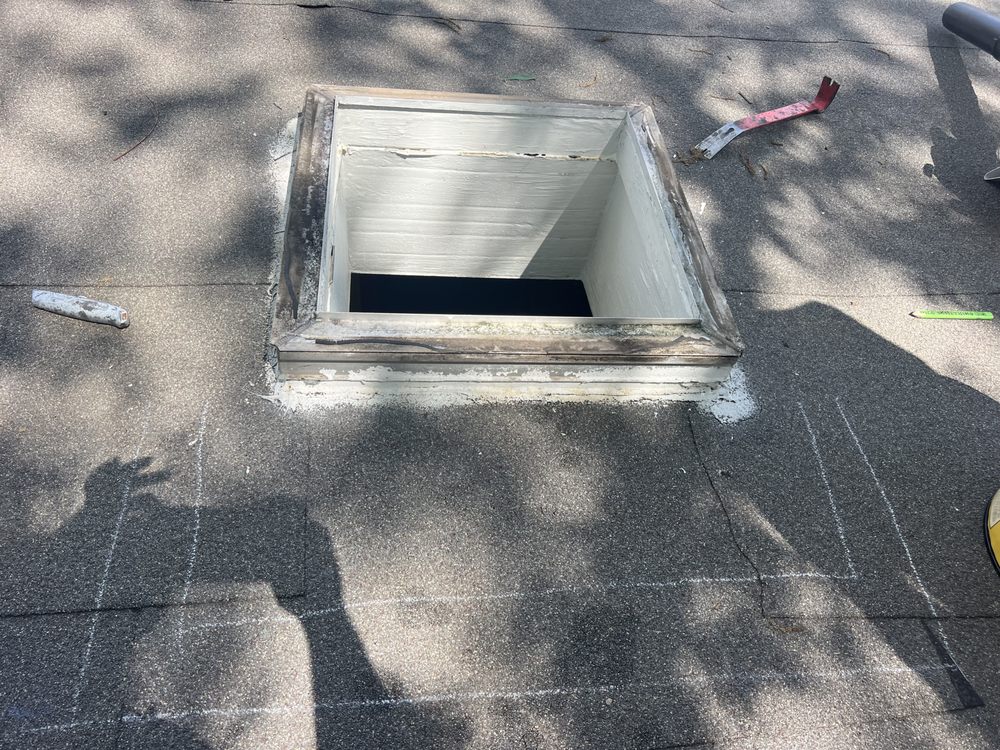 Slide of GT Roofing & Construction 