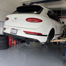 Bentley Bentayga Front and rear brake replacement at Frank's came from Burlingame CA to Belmont 94002