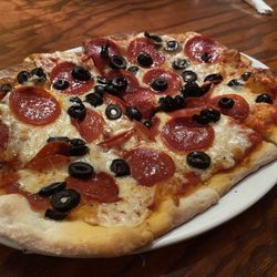 Scalini's Pizza and Pasta - Pepperoni Black olive