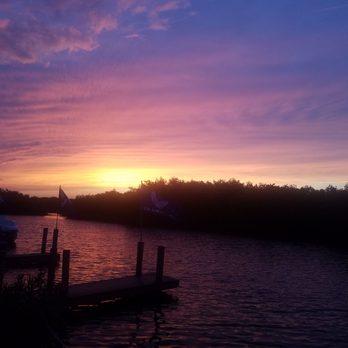 Micelis Waterfront Restaurant - Italian Near Me - Matlacha, Florida