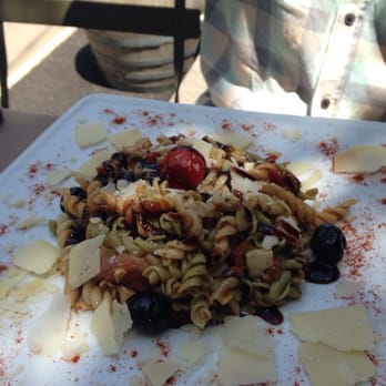Epicerie Leca - Salad du pate corse - Wine Bars Near Me - Cargèse, 2A