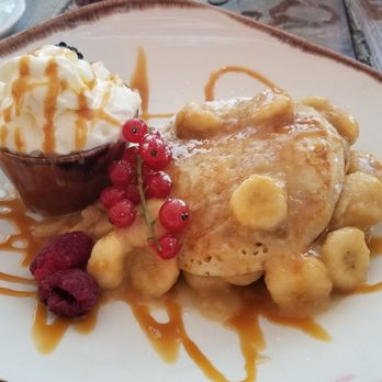 Kunsthauscafé - Heumilch-pancakes Bannas galore! - Cafes Near Me - Graz, 6