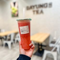 DaYung’s Tea - Scripps Ranch - Strawberry Beauty + lychee jelly