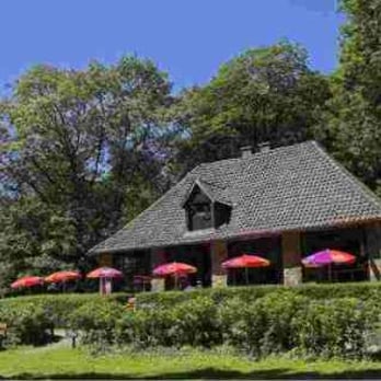 Schloß Cappenberg - Tennis Near Me - Selm, NW