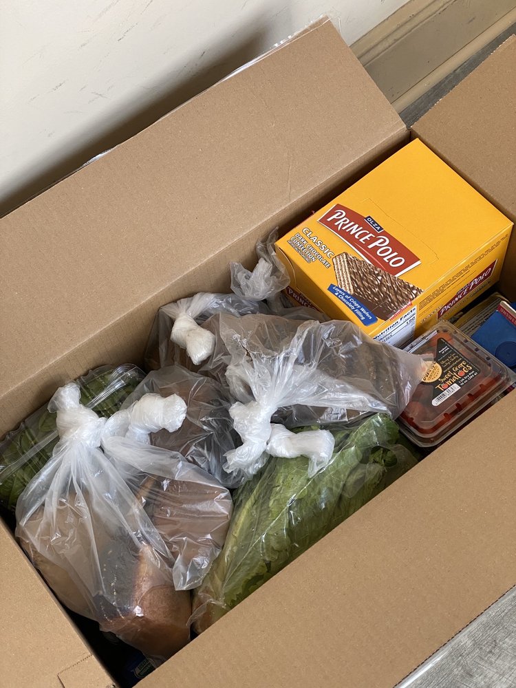 CHERRY HILL GOURMET 105 Photos & 125 Reviews 1901 Emmons Ave