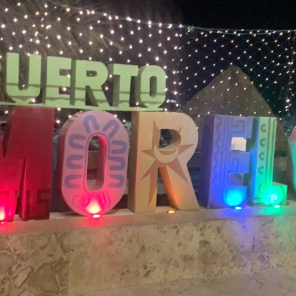 Puerto Morelos - Clean beach! If you visit please do your share and pick up your trash and any that flys by you! - Beaches Near Me - Benito Juárez, ROO Puerto Morelos - Clean beach! If you visit please do your share and pick up your trash and any that flys by you! - Beaches Near Me - Benito Juárez, ROO