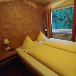 Waldcafe Jäger - Zimmer recht gemütlich.