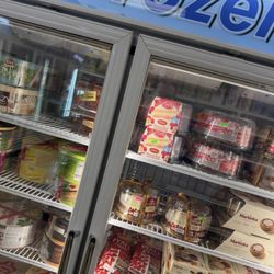 Frozen cakes and desserts