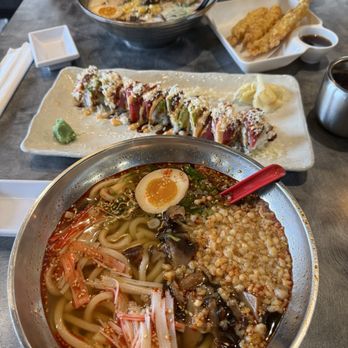 Shiromaru - Spicy Udon (sushi, ramen & tempura in the back) - Ramen Near Me - Troy, Michigan Shiromaru - Spicy Udon (sushi, ramen & tempura in the back) - Ramen Near Me - Troy, Michigan