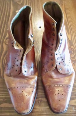 Sammie's Shoe Repair by null