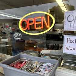 Milt's Stop & Eat - See the cooking