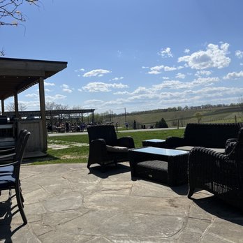 Stone Tower Winery - Wineries Near Me - Leesburg, Virginia