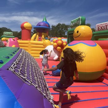 FUNBOX - Skokie - Jumping area - Amusement Parks Near Me - Skokie, Illinois