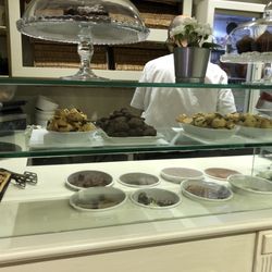 Shaki Pane & Co - Inside