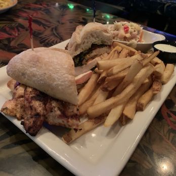 Rainforest Cafe - Blue Mountain Chicken Caprese Sandwich - American Near Me - Grapevine, Texas