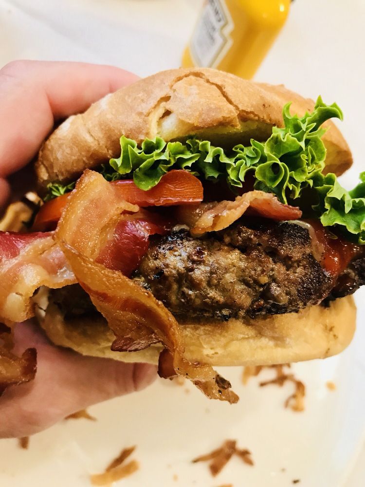 Order Alley Burger food online from Brewer's Alley store, Frederick on bringmethat.com