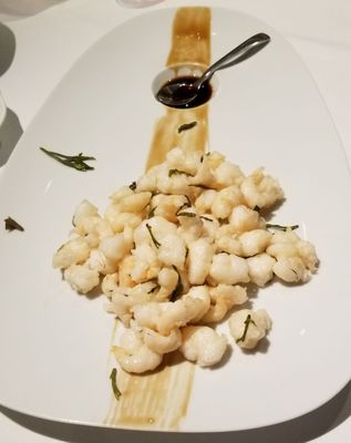 Tien Hsiang Lo by null