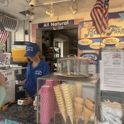 Cashier stand