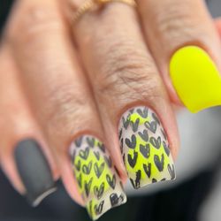 The Nail Bar - Rubber base manicure by Lida