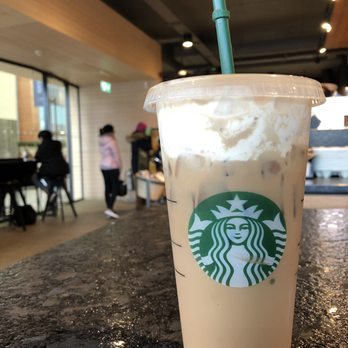 Starbucks - Venti Iced Vanilla Latte £3.10 Bring your own cup like I did for 25p off (and a 4oz bigger iced drink!) - Coffee & Tea Near Me - Manchester, XGM