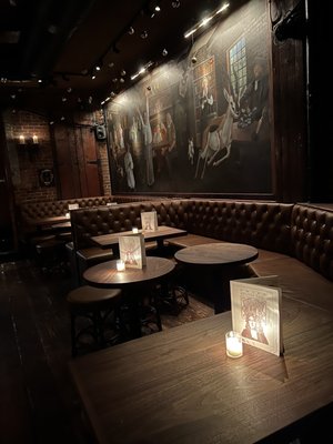 Swift Hibernian Lounge by null