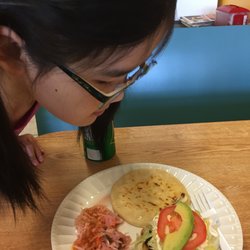 La Perla Del Ulua - Pupusas