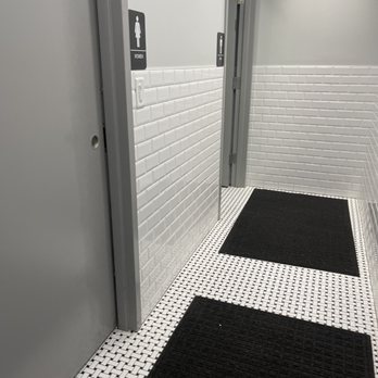 Mariscos San Isidro - Restrooms - Mexican Near Me - South El Monte, California Mariscos San Isidro - Restrooms - Mexican Near Me - South El Monte, California