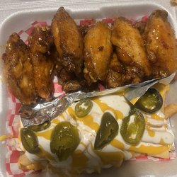 Natchez Midtown Grill - Mango habanero wings w/ cheesy ranch jalapeño fries