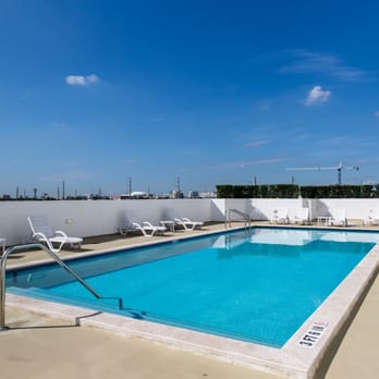 Fox Physical Therapy - Aquatic therapy and injury recovery. - Physical Therapy Near Me - Miami, Florida