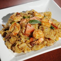 Spice Indian Thai Bistro - Thai Durnken Noodle with Shrimp