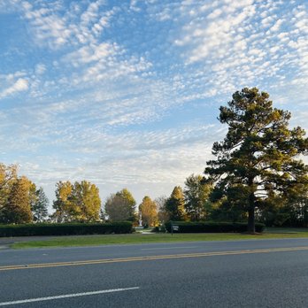 Jim Reeves Memorial - The Flowers, the sunset, the trees... - Landmarks & Historical Buildings Near Me - Carthage, Texas Jim Reeves Memorial - The Flowers, the sunset, the trees... - Landmarks & Historical Buildings Near Me - Carthage, Texas