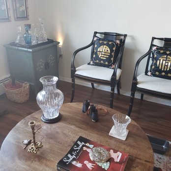 Blooming Grove Antiques - Antiques Near Me - New Windsor, New York