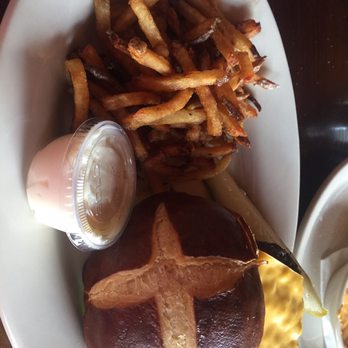 Firehouse Grill - Delicious cheese burger and fries ! - American Near Me - Evanston, Illinois