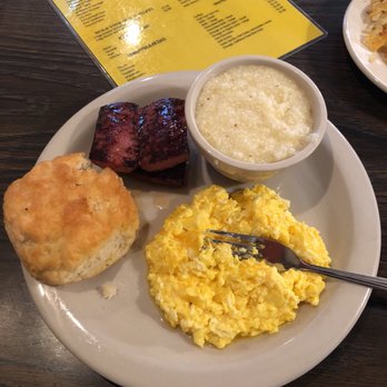 Dolly's Farmhouse Restaurant - Southern Near Me - Austell, Georgia
