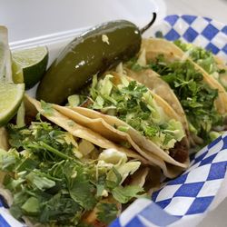 Leo's Place - Tacos Asada, Adobada, Pastor ,veggie .